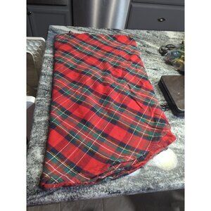 MARTHA STEWART EVERYDAY Red Plaid WOODLAND Holiday Tablecloth 72  Inch Round